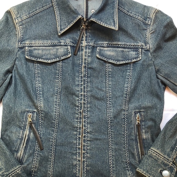 SALE! Vintage Elie Tahari Tapered Fitted Denim Jacket High Quality Women's Small - Picture 14 of 16